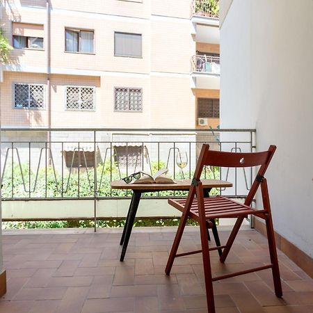 Perfetto Per Famiglie Appartamento Accogliente E Spazioso A 15 Min Dalla Metro Roma Exterior foto